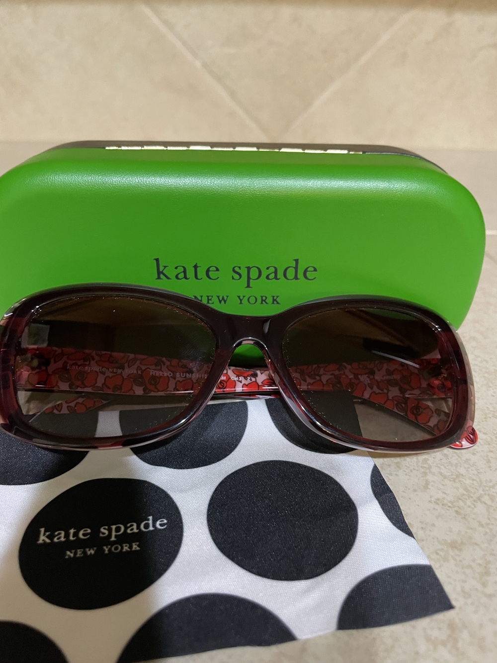 Kate Spade Polarized Sunglasses Red Floral Arm - Picture 4 of 4
